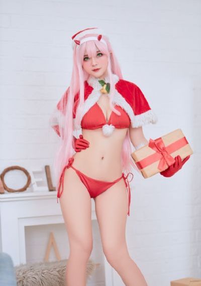 90后极品粉嫩小泬20p_视频大全成人直接看