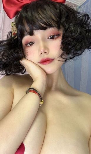 欧美日韩化妆品_迅雷极速版下载