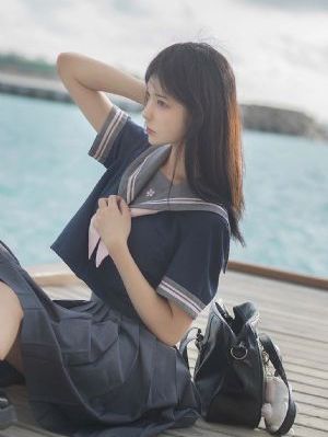 欧美少女裸体_国语迅雷下载
